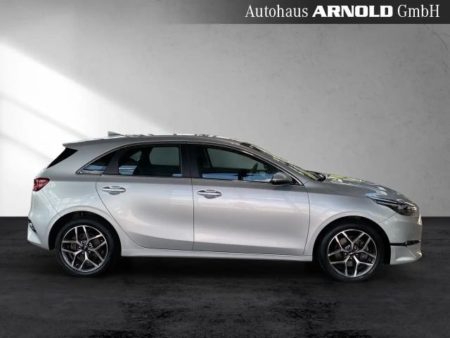 Kia Ceed / cee'd