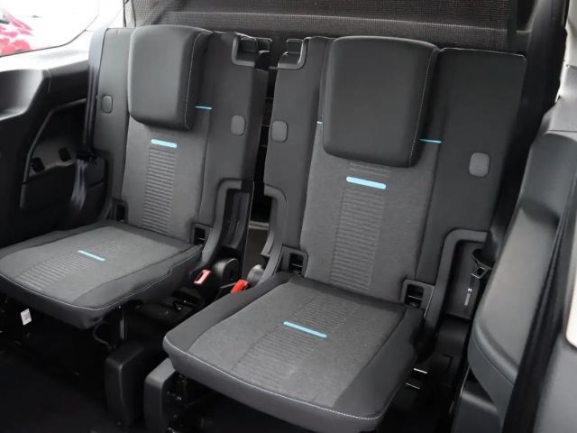 Ford Grand Tourneo