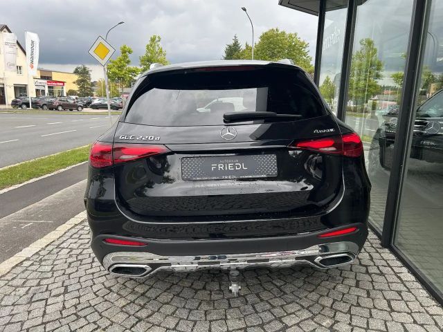 Mercedes-Benz GLC 220