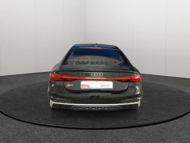Audi S7