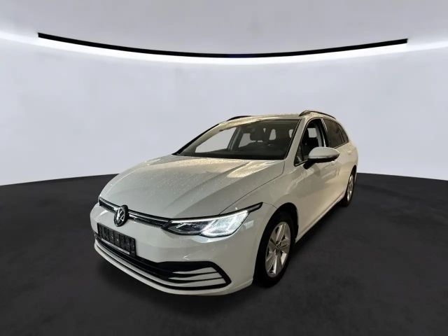 Volkswagen Golf Variant VIII 1.5TSI Life LED Navi AHK SHZ Light Assist App 2022 Benzine