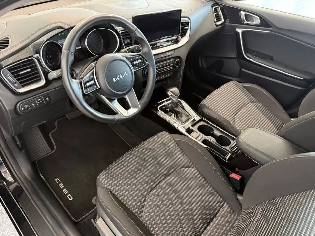 Kia Ceed / cee'd