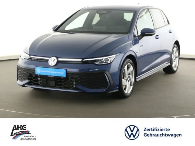 Volkswagen Golf GTE 1,5 l eHybrid DSG eHybrid 200 kW GTE 2026 Hybride / Benzine