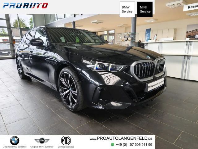 BMW 520 d xDrive M Sport Tour. AHK/HUD/HK/360°/20" 2026 Diesel