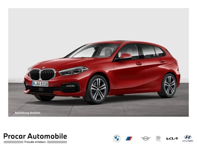 BMW 118 i /5 PANO RFK NAVI LED Sound Syst. PDC V+H 2023 Benzine