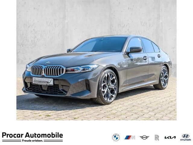 BMW 330 i xDrive M Sport ACC Glasd Adap.LED PA Plus DA HuD 2025 Benzine