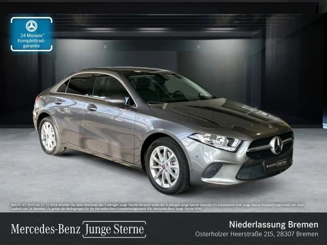 Mercedes-Benz A 250 e Lim PROGRESSIVE+AHK+KAMERA+8G 2022 Hybride / Benzine