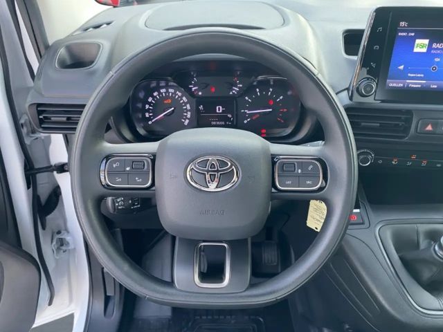 Toyota Proace City