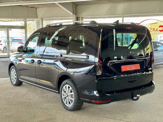 Ford Grand Tourneo