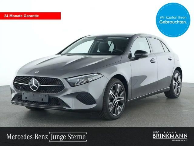 Mercedes-Benz A 250 e ADVANCED/NIGHT/LED/KAMERA/TOTW/SPURH Progressive SHZ/Parktronic/Kamera/Klima/Telefon/MF-Lenkrad/L-R Sensor 2025 Hybride / Benzine