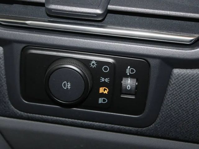 Ford Nugget