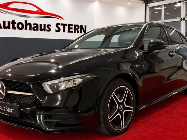 Mercedes-Benz A 250 e Limousine EDITION AMG LINE WIDESCREEN*LE 2021 Hybride / Benzine