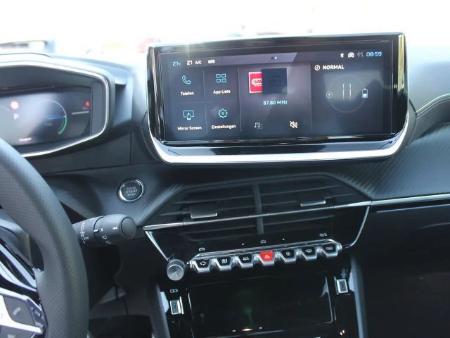 Peugeot e-2008