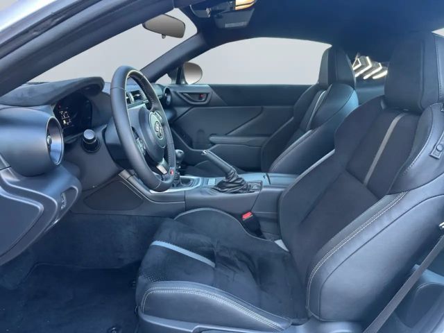 Toyota GR86