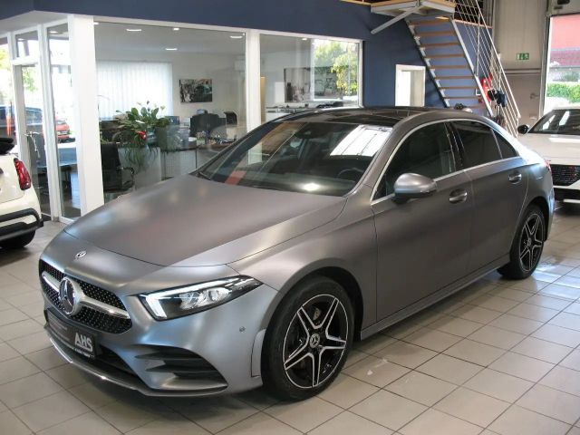 Mercedes-Benz A 250 e 8G-DCT AMG Line *LED*SHD*PANORAMA* 2022 Hybride / Benzine