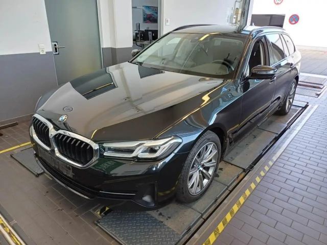 BMW 520 AHK, top Ausstattung, LED 2023 Diesel
