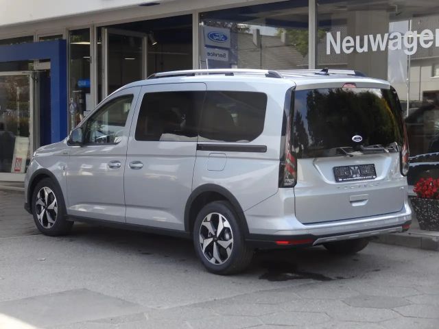 Ford Grand Tourneo