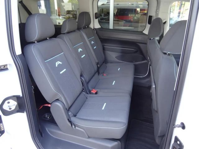 Ford Grand Tourneo