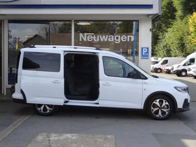 Ford Grand Tourneo