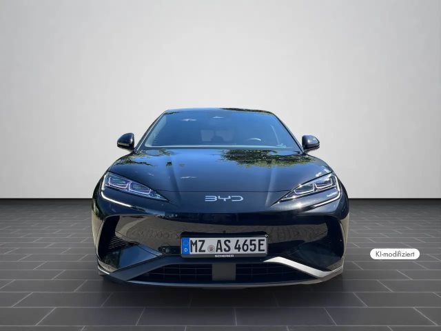 BYD Sealion 7