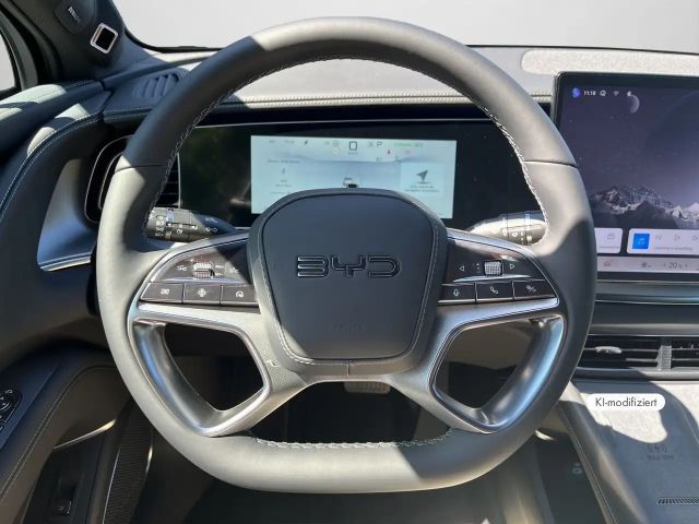 BYD Sealion 7