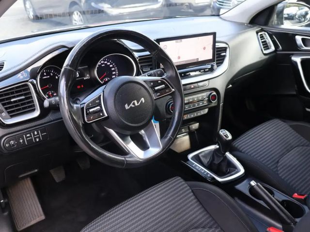 Kia Ceed / cee'd