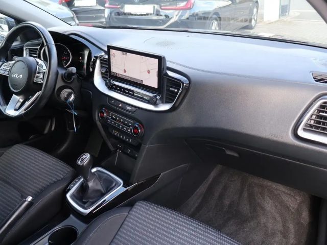 Kia Ceed / cee'd