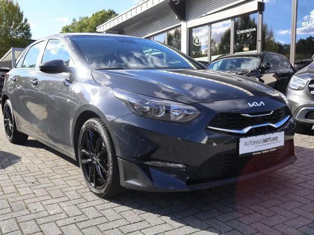 Kia Ceed / cee'd