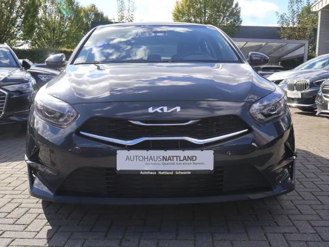 Kia Ceed / cee'd