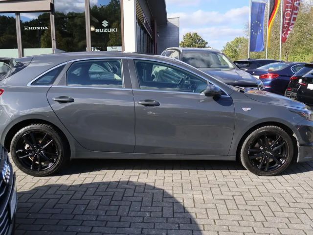 Kia Ceed / cee'd