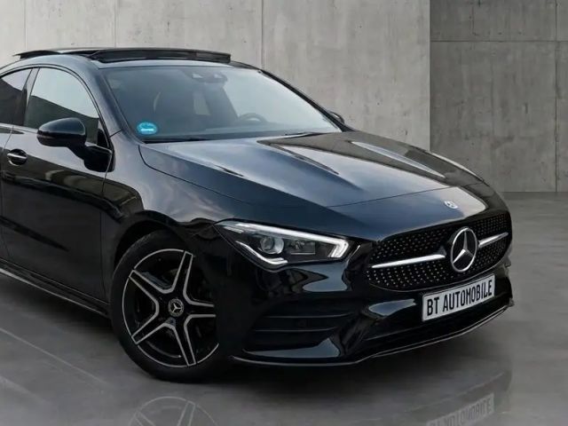 Mercedes-Benz CLA 200 AMG LINE PANORAMA NightPaket 2023 Benzine