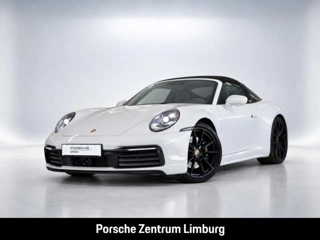 Porsche 992 911 Targa 4S InnoDrive HA-Lenkung Sportabgas 2024 Benzine