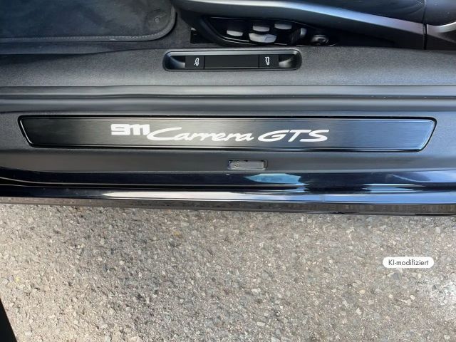 Porsche 992