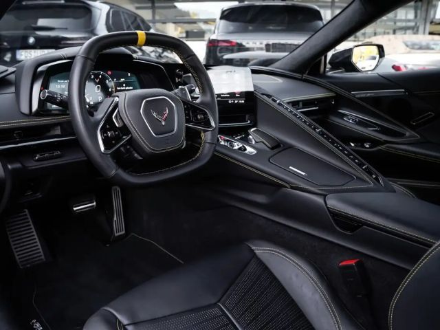 Corvette C8