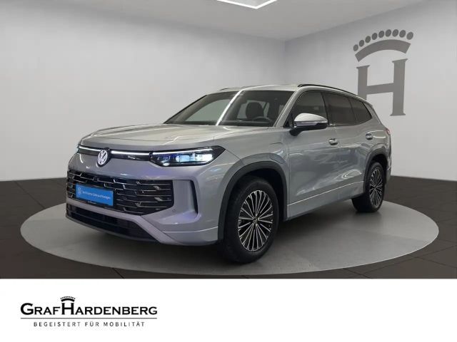 Volkswagen Tayron Elegance 1.5 TSI e-Hybrid AHK Panodach Navi IQ.Lig 2026 Hybride / Benzine