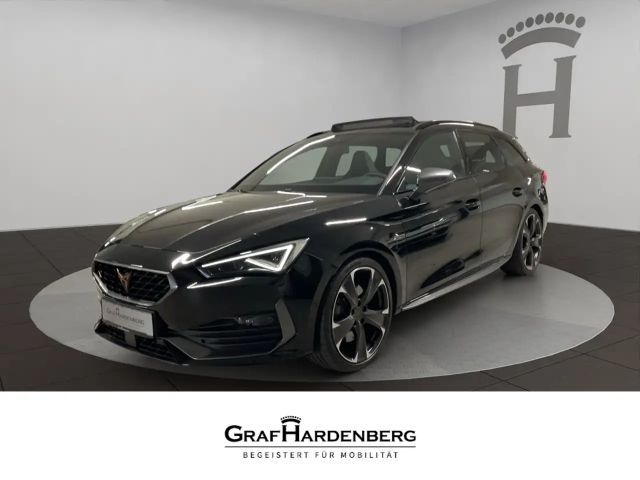 Cupra Leon Sportstourer SP 2,0 TSI VZ 4Drive Matrix LED Sport 2024 Benzine