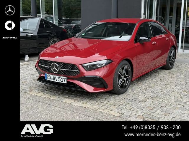Mercedes-Benz A 200 Limousine AMG Edition LED Sound Night AMG Line Special Edition/Navi/Distronic/Keyless-Go/Keyless-Go Komfort Paket/Autom. 2025 Benzine