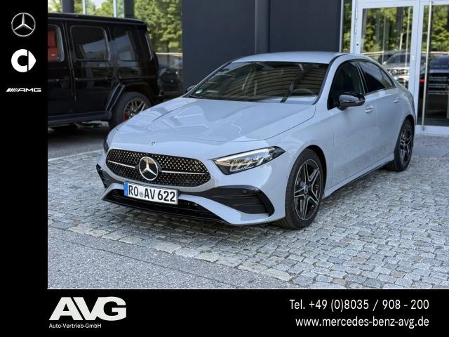 Mercedes-Benz A 200 Limousine AMG Special Edition Sound Night AMG Line Navi/Distronic/Keyless-Go/Keyless-Go Komfort Paket/Standheizung/Klima 2025 Benzine