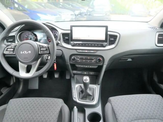 Kia Ceed / cee'd
