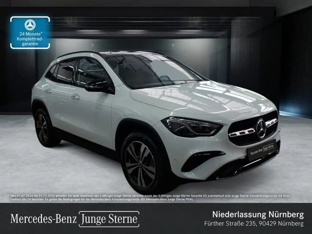 Mercedes-Benz GLA 180 PROGRESSIVE+NIGHT+PANO+MULTIBEAM+KAMERA+7G 2024 Benzine