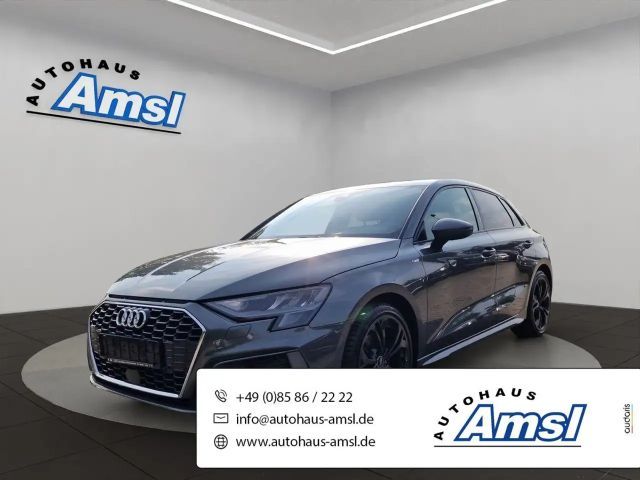 Audi A3 35 TFSI S-Line Stronic *AppleCarPlay*SHZ* 2024 Benzine