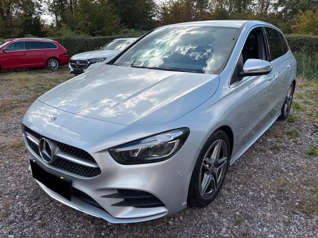 Mercedes-Benz B 180 B180 AMG LED R-KAM KEYLESS NAVI AMBIENTE SITZ-HZ 2023 Benzine