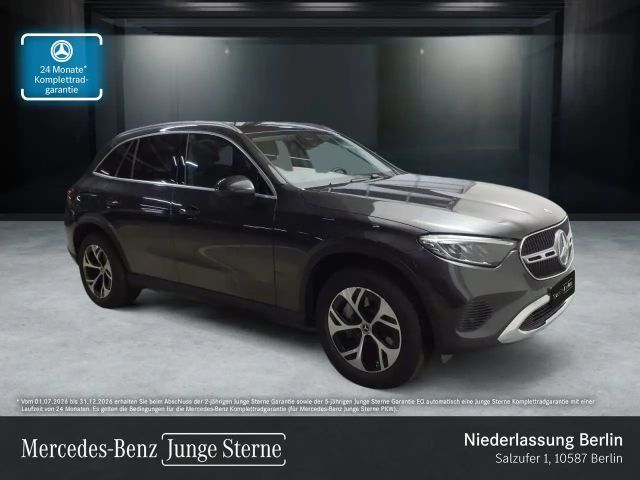 Mercedes-Benz GLC 300 e 4M AVANTG+AHK+LED+KAMERA+TOTW+KEYLESS+9G 2026 Hybride / Benzine