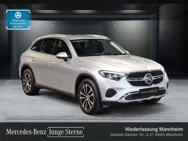 Mercedes-Benz GLC 200 4M AVANTG+AHK+LED+KAMERA+TOTW+KEYLESS+9G 2024 Benzine