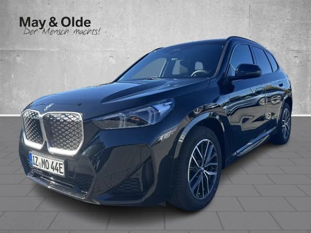 BMW iX1 eDrive20 Sportpaket AD AHK-el. klappb. AHK-klappba 2026 Elektrisch