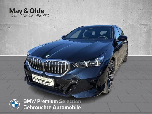 BMW 520 d xDrive Touring Sportpaket AHK-klappbar Navi Digi 2026 Diesel