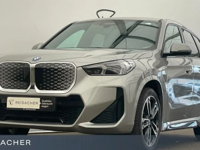BMW iX1 IX1 XDRIVE30 M-Sport AHK LCPro HUD ACC 360° 19" 2023 Elektrisch