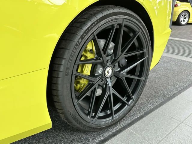 Corvette C8