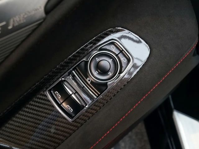 Corvette C8