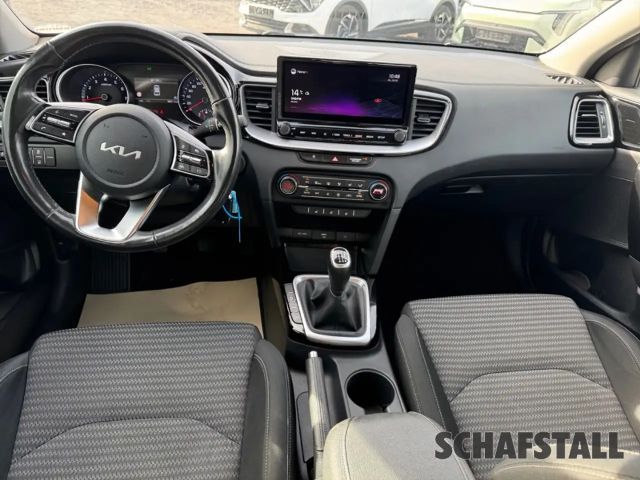 Kia Ceed / cee'd